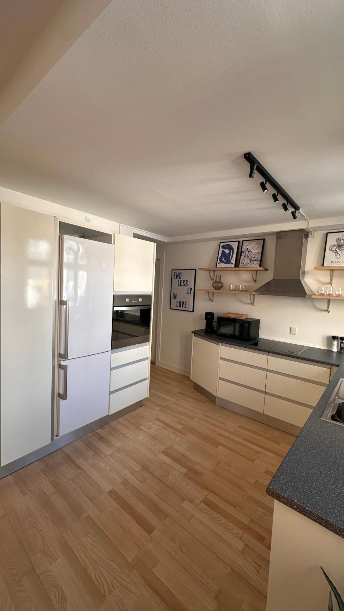 Apartment Lovstraede From 1 To 6 - Carolinas *